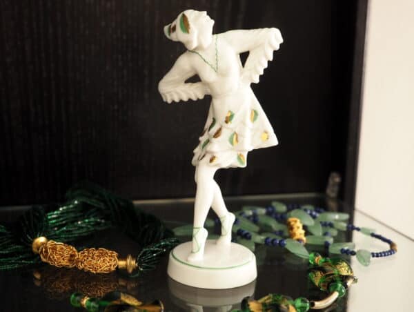 Porzellanfigur Hutschenreuther Art Deco Porzellanfigur Hutschenreuther Art Deco